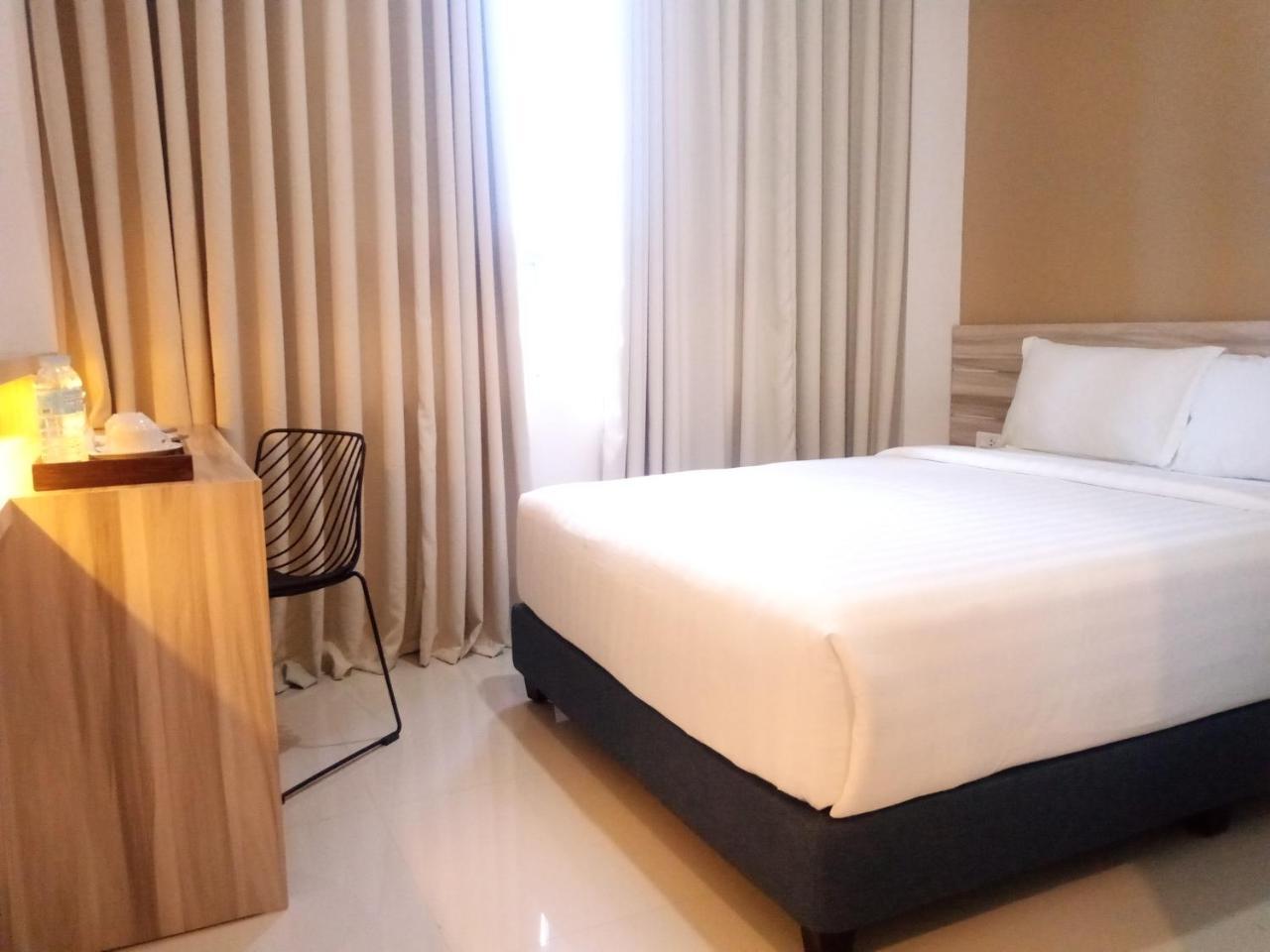 Figtree Hotel Iloilo City Dış mekan fotoğraf